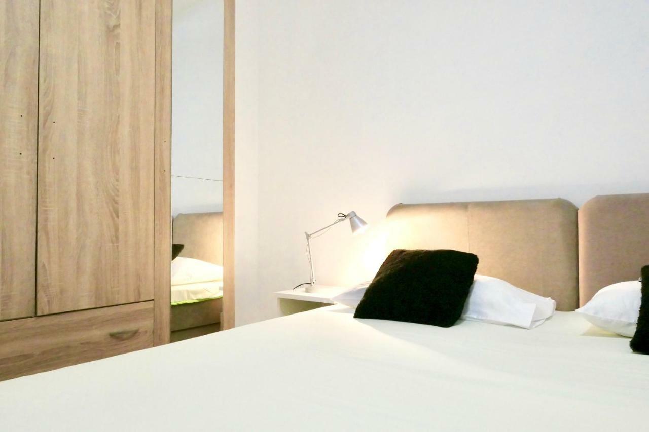 Antonia Apartments ซาวาลาติซา ภายนอก รูปภาพ